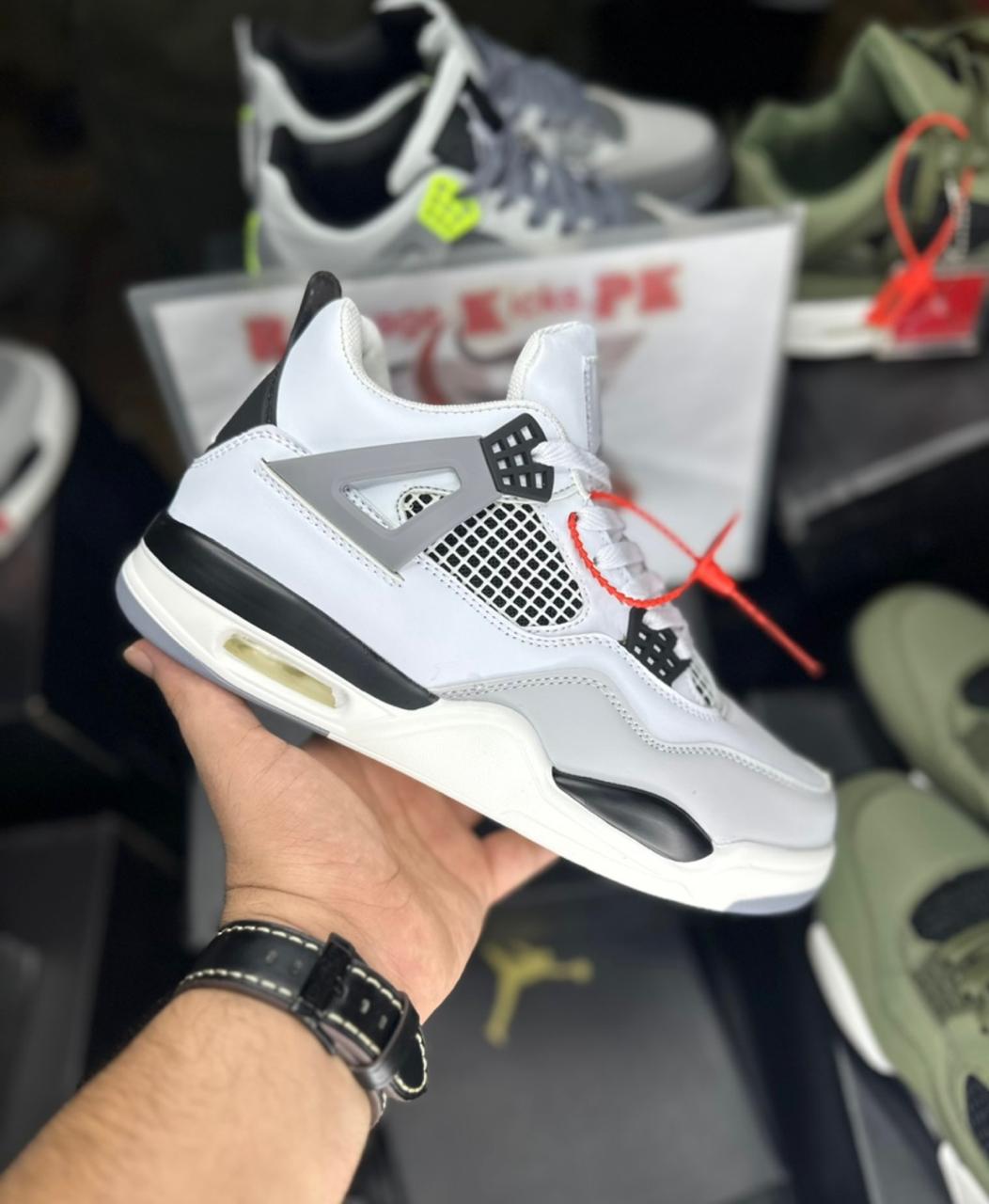 AIR JORDAN RETRO 4 JOGARS