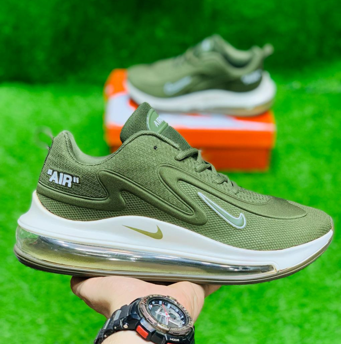 NIKE AIR MAX SNEAKERS