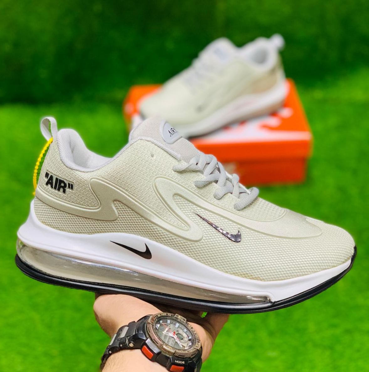 NIKE AIR MAX SNEAKERS